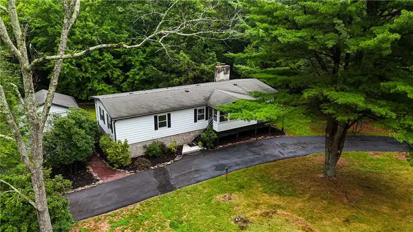 48 White Spruce Way, Penn Forest Twp, PA 18229
