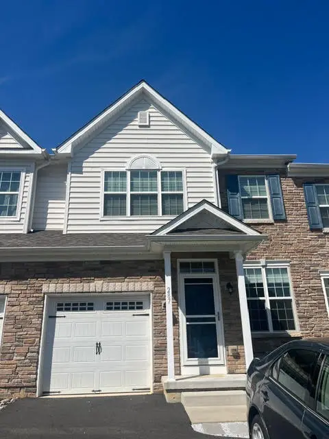 287 Redclover Lane, Upper Macungie Twp, PA 18104