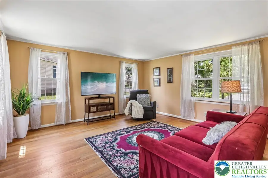 974 Juniper Road, Hellertown, PA 18055 - #2