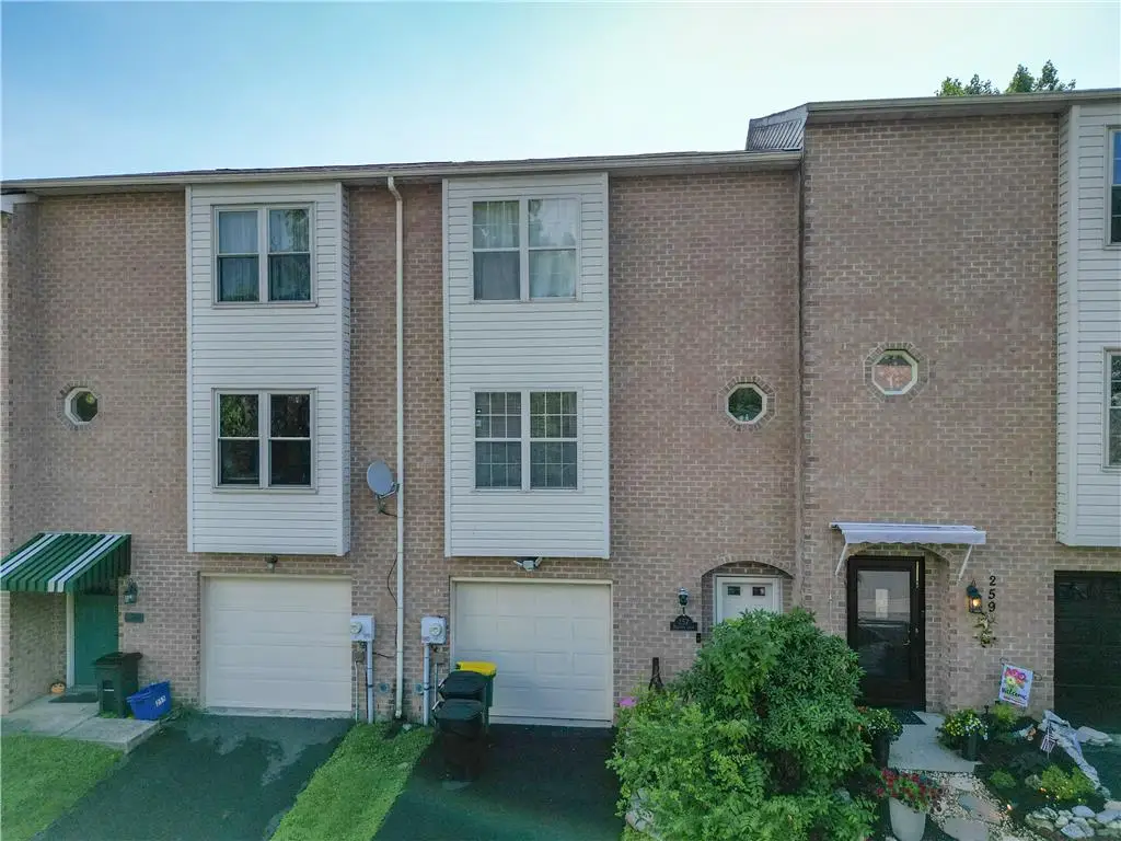 257 Ridgeview Drive, Alburtis, PA 18011 - #1