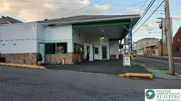 11 Pennsylvania Avenue, Pen Argyl Boro, PA 18072