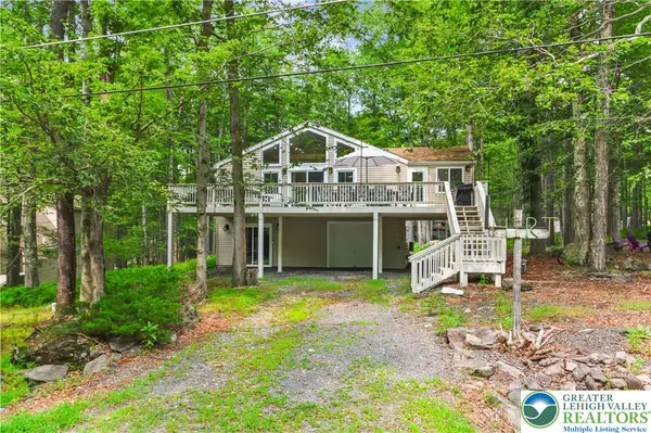 111 Chitimacha Drive, Coolbaugh Twp, PA 18347