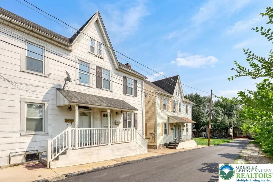 916 Geissinger Street, Bethlehem, PA 18018 - #2