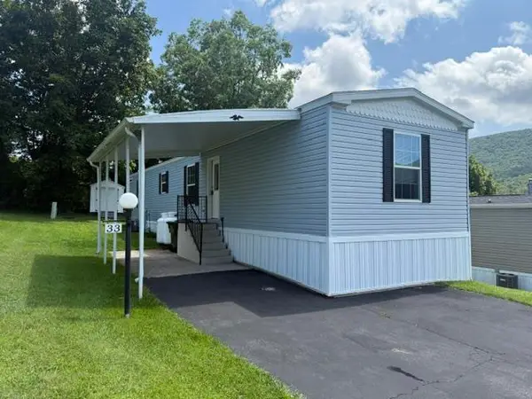 33 Hillside Place, Lower Towamensing Tp, PA 18058