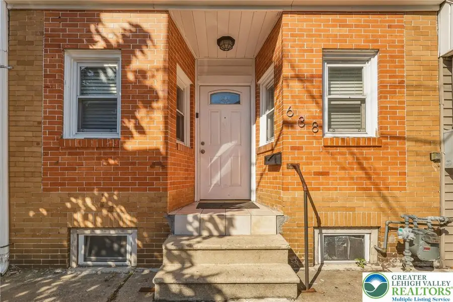 638 N 2nd Street, Allentown, PA 18102 - #3