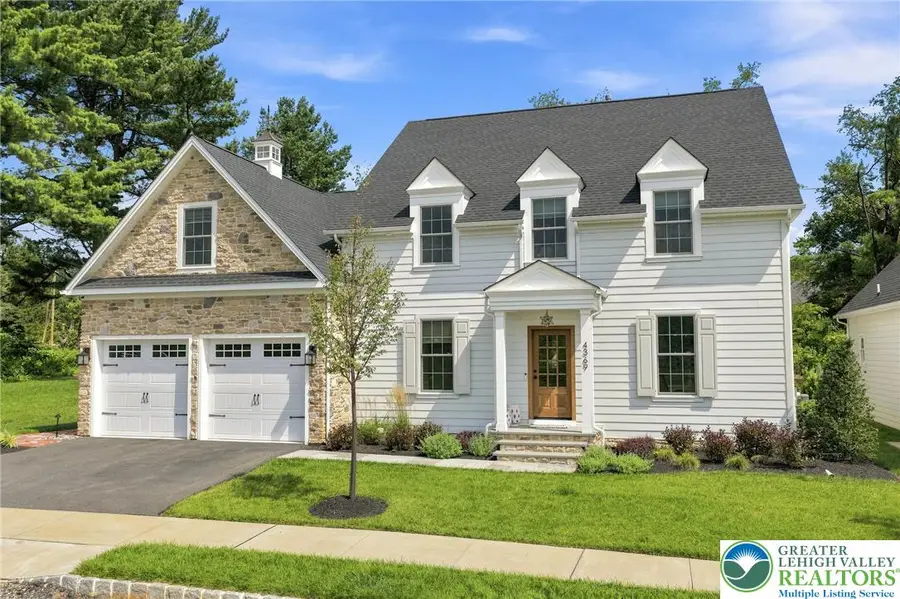 4369 Stonebridge Drive, Upper Saucon, PA 18015 - #2