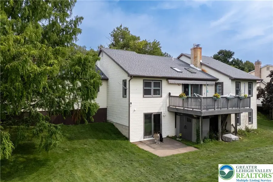 8138 Pheasant Run, Fogelsville, PA 18051 - #2