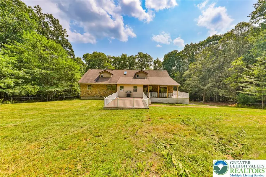 2153 Meadowlake Road, Chestnuthill, PA 18353 - #3
