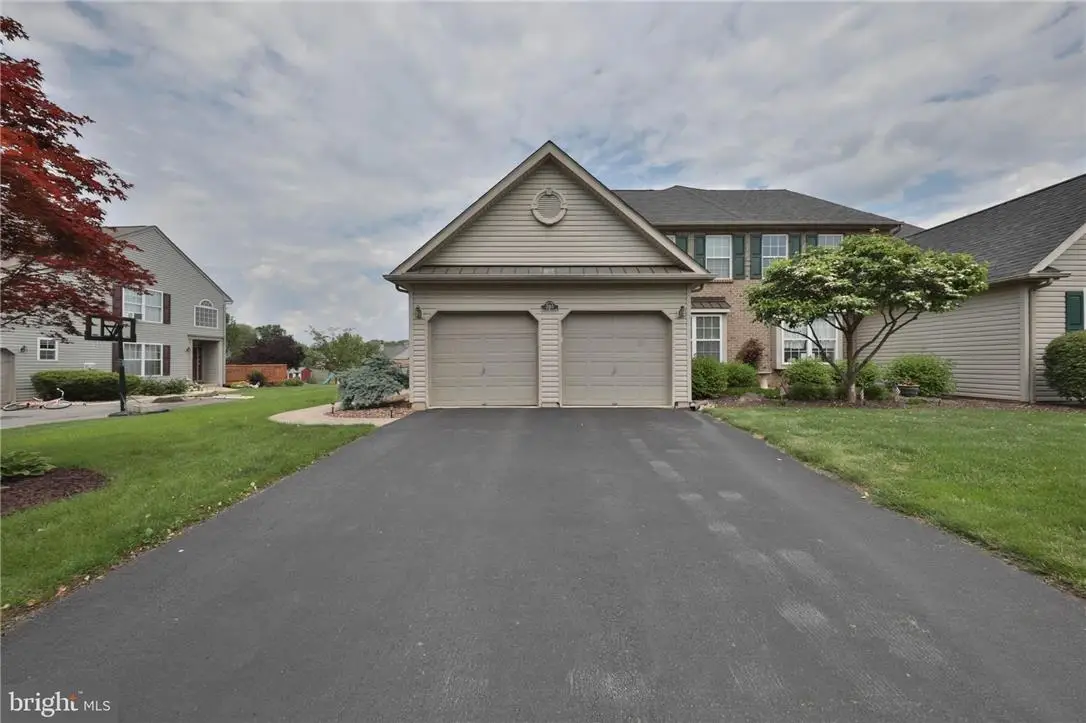 2183 Rolling Meadow Drive, Lower Macungie, PA 18062 - #1