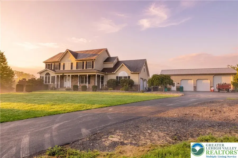 1603 Kings Court, Plainfield, PA 18072 - #2