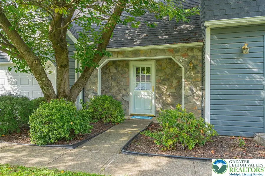 26 Russet Drive, Easton, PA 18045 - #3