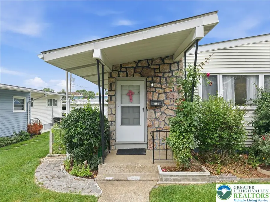 736 N Saint Lucas Street, Allentown, PA 18104 - #2