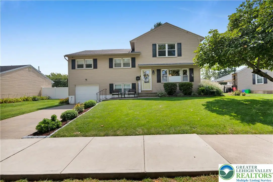 1938 Woodbury Road, Bethlehem, PA 18017 - #1