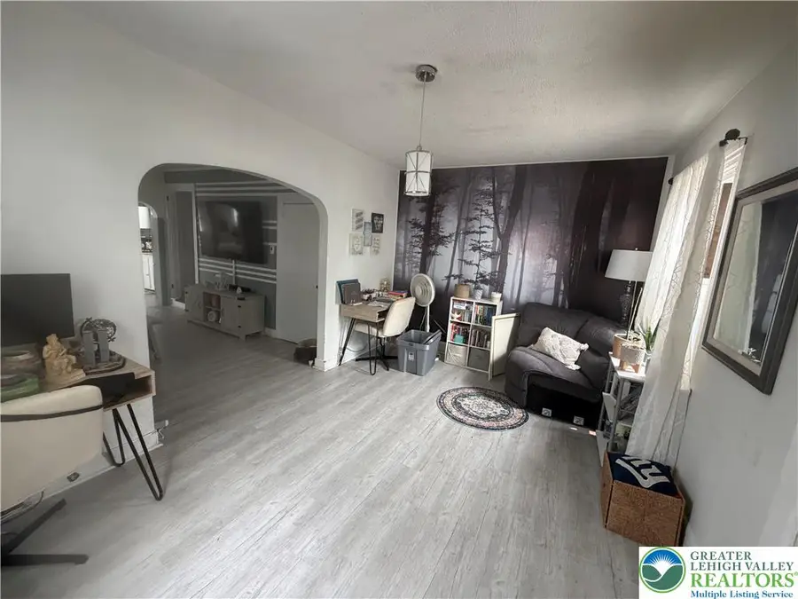 309 W Nesquehoning, Easton, PA 18042 - #2