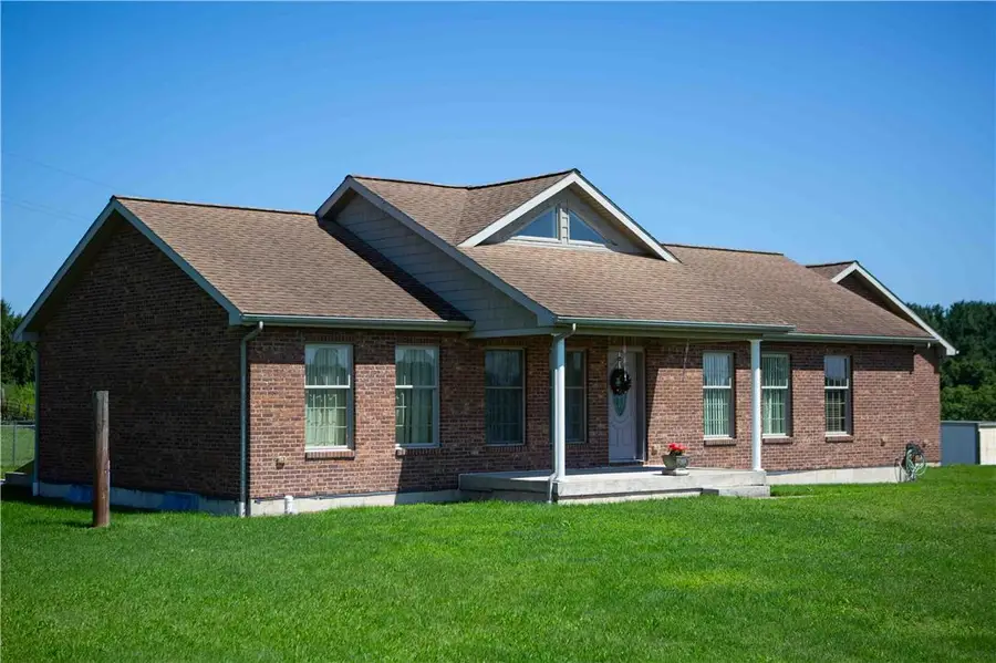 245 Tomahawk Trail, Allen, PA 18067 - #2