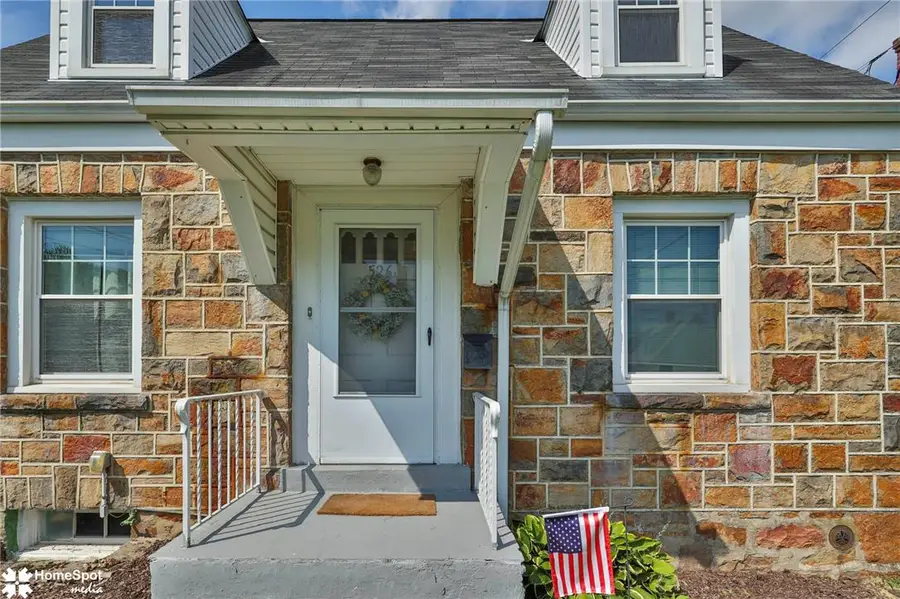 526 Lechauwecki Avenue, Fountain Hill, PA 18015 - #3