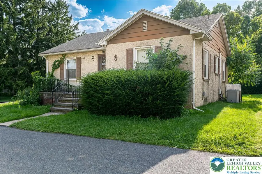 8 Aarons Place, Forks Township, PA 18040 - #2