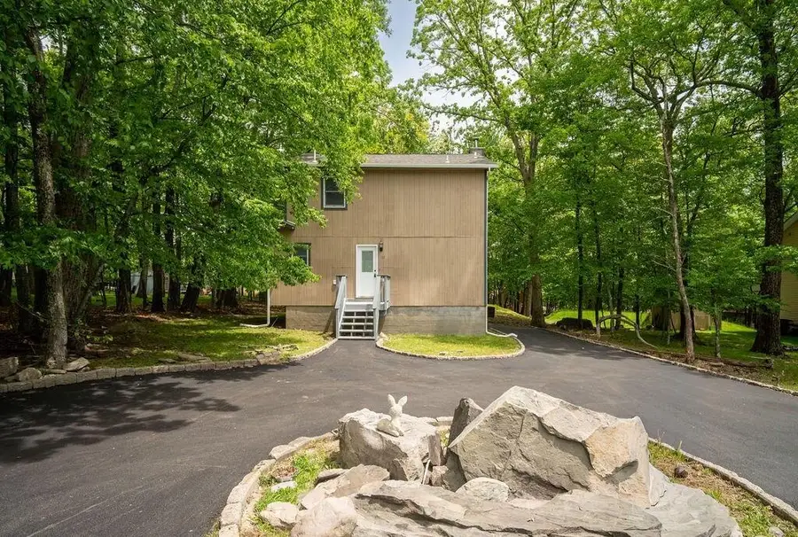 132 Cottonwood Court, Milford, PA 18337 - #3