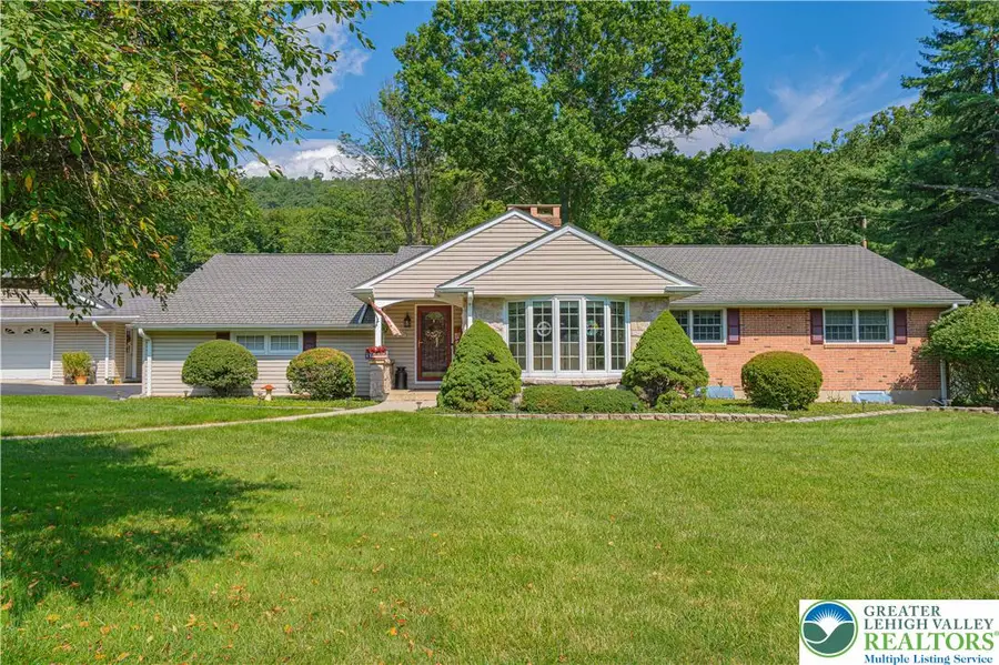 3683 Oakhurst Drive, Center Valley, PA 18034 - #3