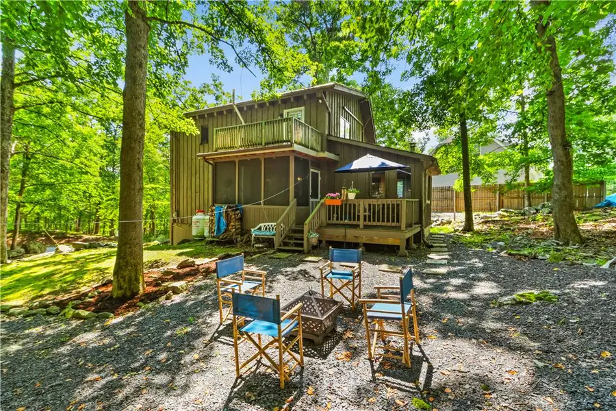 424 Saunders Drive, Saw Creek, PA 18324 - #2