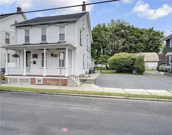 128 Mauch Chunk Street, Nazareth Boro, PA 18064