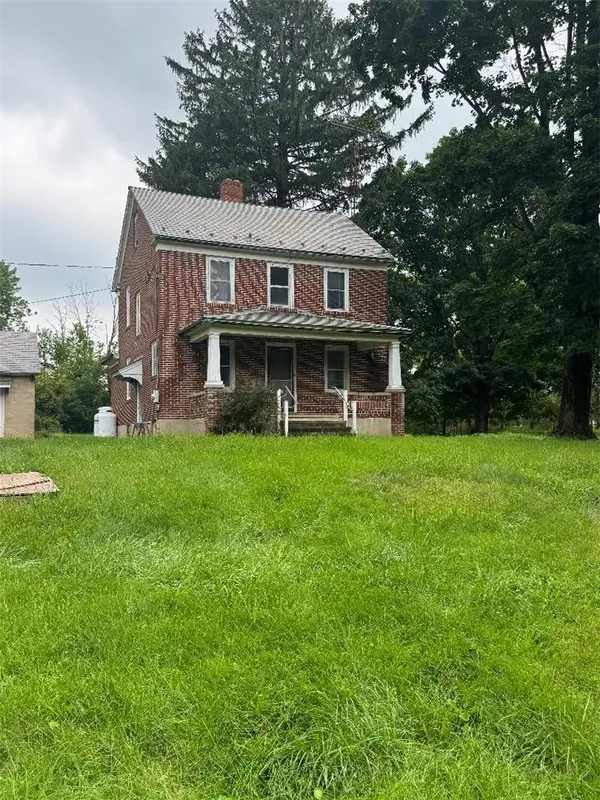 148 W Douglasville Road, Bushkill Twp, PA 18064