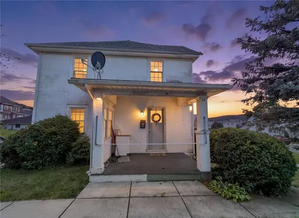 112 W Bertsch Street, Lansford, PA 18232