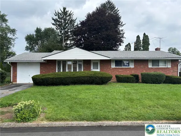 7394 Hillcrest Drive, Macungie Boro, PA 18062