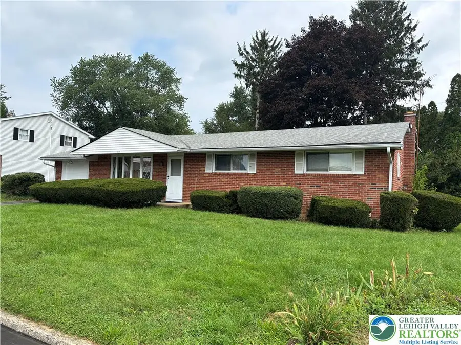 7394 Hillcrest Drive, Ancient Oaks, PA 18062 - #2