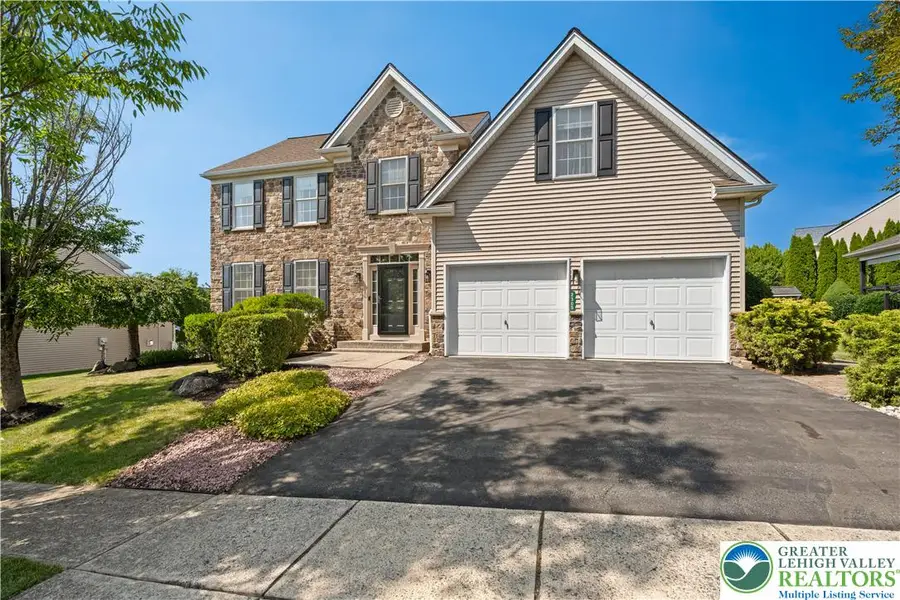 2305 Aberdeen Way, Wescosville, PA 18062 - #2