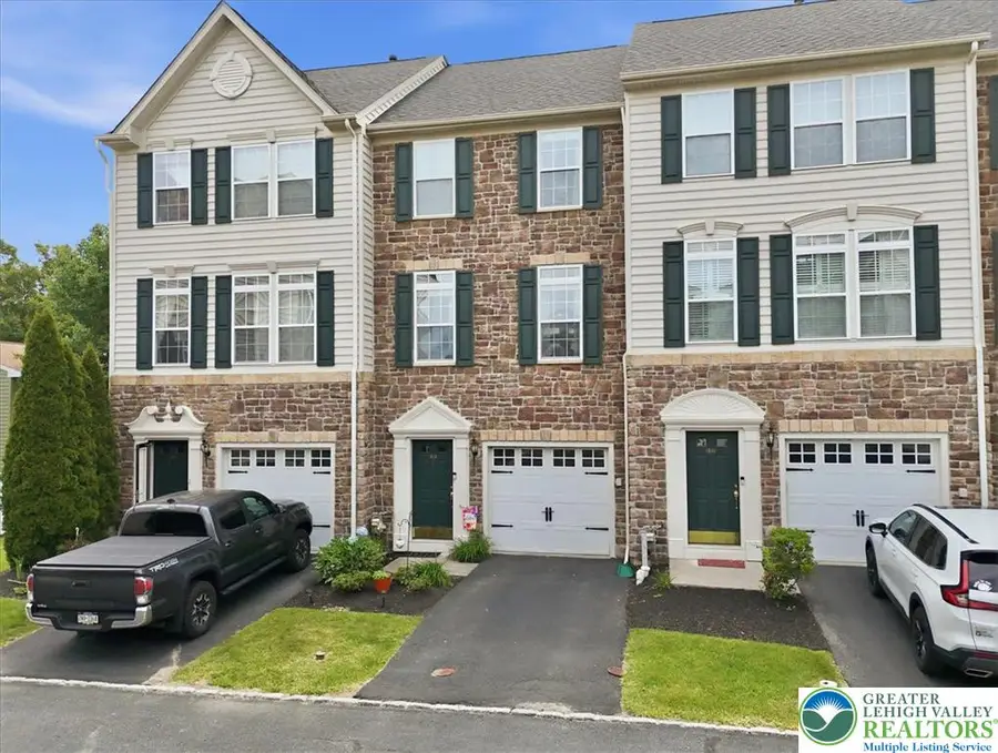 1648 Oakridge Lane, Hellertown, PA 18055 - #3