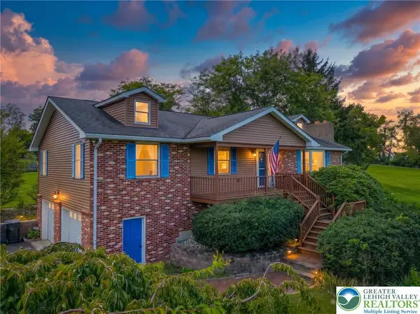 395 Sunrise Boulevard, Upper Mt Bethel Twp, PA 18343