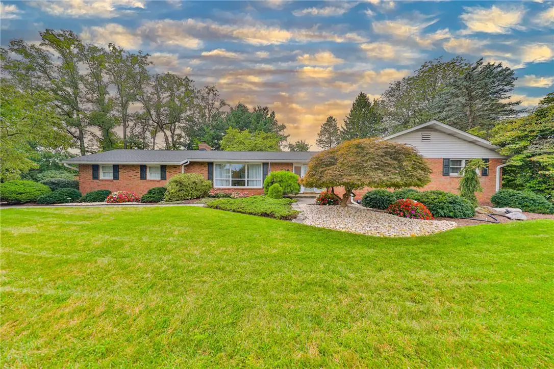 2826 Hillcrest Drive E, North Whitehall, PA 18037 - #1