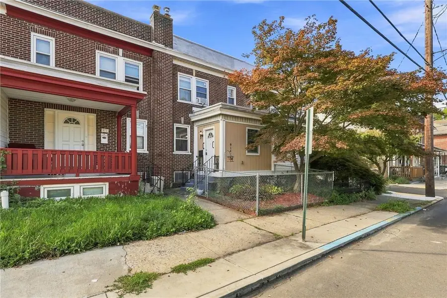 814 W Wyoming Street, Allentown, PA 18103 - #2