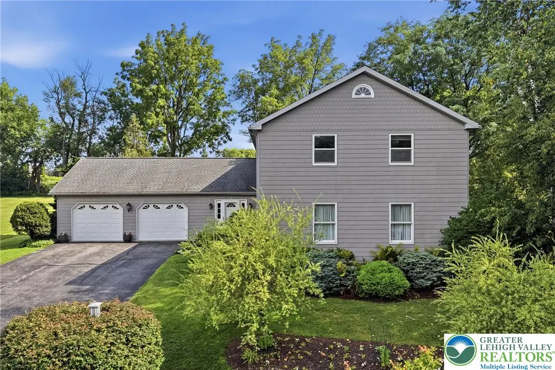 870 Wafford Lane, Bethlehem, PA 18017 - #1