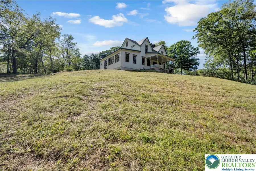 384 Henry Road, Bushkill, PA 18064 - #2