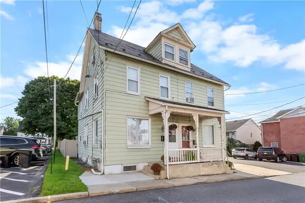 55 S Cedar Street, Nazareth Boro, PA 18064