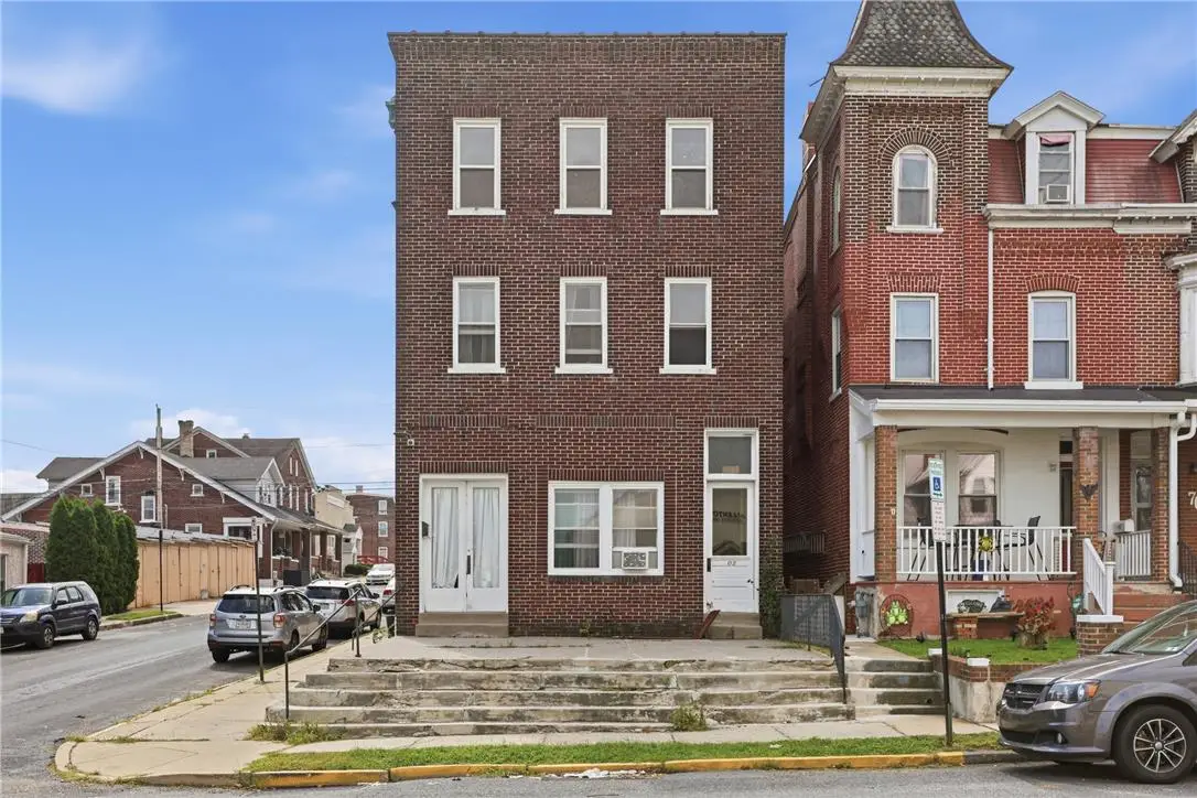 702 Saint John Street, Allentown, PA 18103 - #1