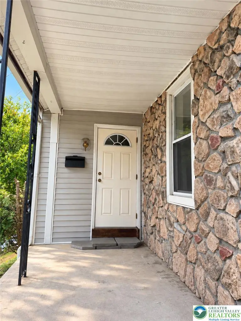27 Kline, Bangor, PA 18013 - #2
