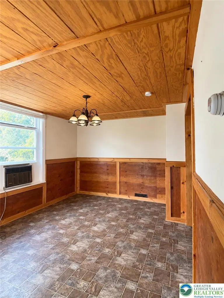 27 Kline, Bangor, PA 18013 - #3