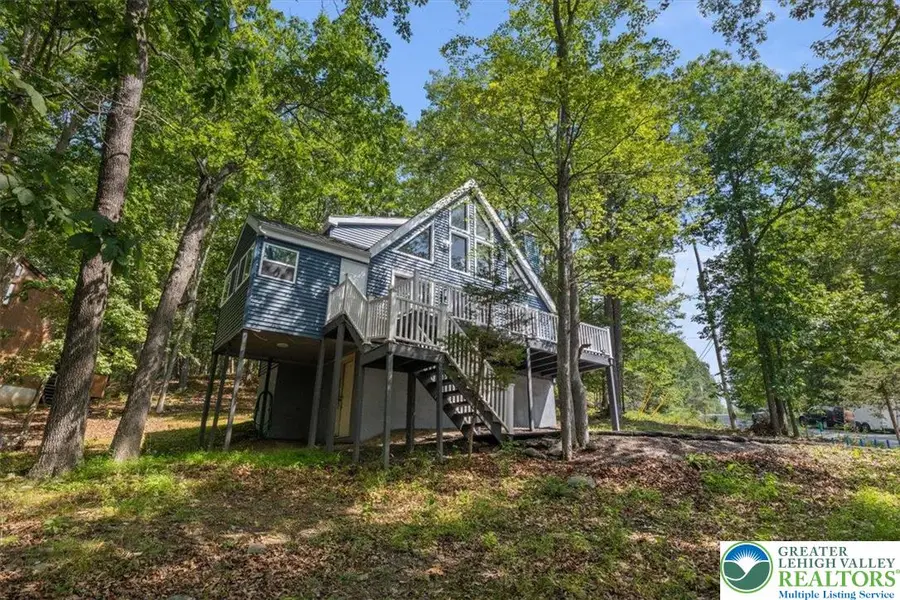 272 Stafford Drive, Saw Creek, PA 18324 - #2