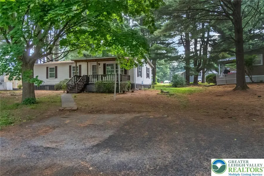 1010 Spruce Lane, Breinigsville, PA 18031 - #2