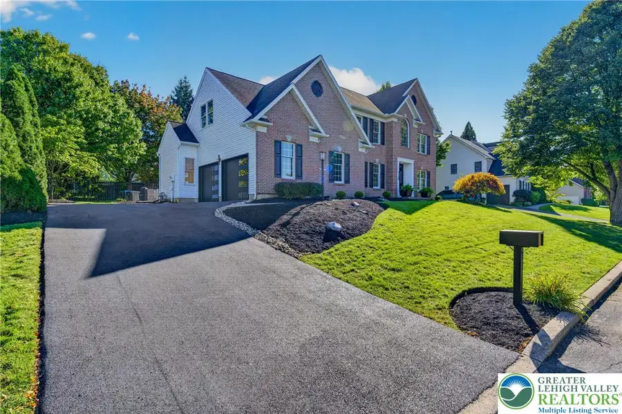3130 Muirfield Road, Upper Saucon, PA 18034 - #2