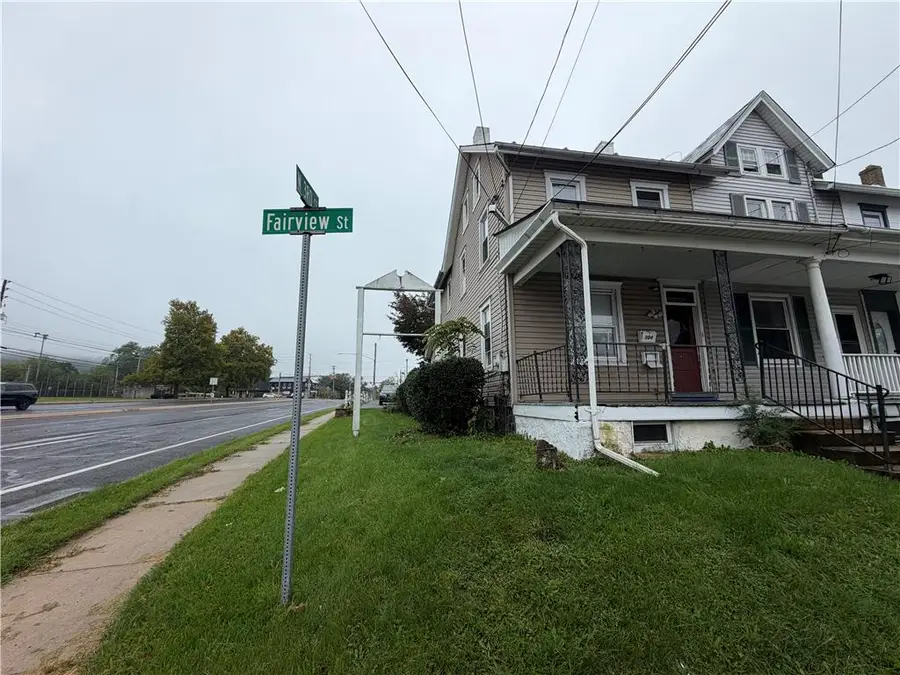 302 E Fairview Street, Coopersburg, PA 18036 - #2