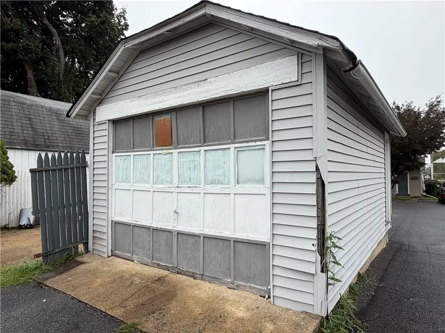 302 E Fairview Street, Coopersburg, PA 18036 - #3