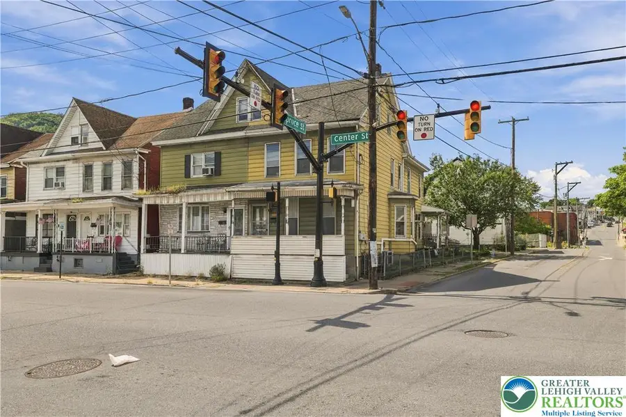 200 Center Street, Tamaqua, PA 18252 - #2
