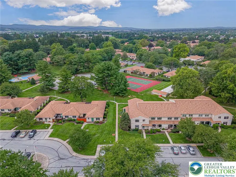2876 Aronimink Place, Lower Macungie, PA 18062 - #3