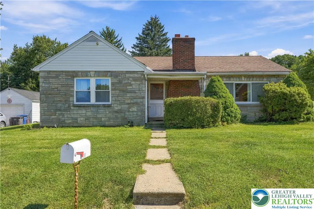 1429 N Muhlenberg Street, South Whitehall, PA 18104 - #1