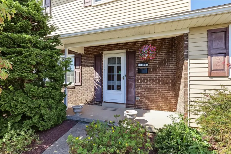1304 Dalehurst Drive, Bethlehem, PA 18018 - #3