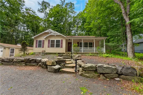 212 Eyota Drive, Coolbaugh Twp, PA 18347